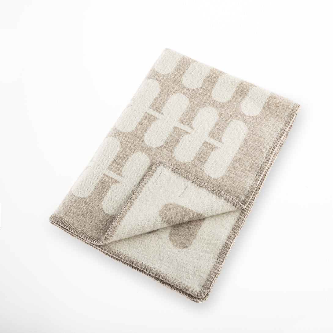 MiaCara Flora Dog Blanket – Designer Wool Blanket for Modern Interiors Cappuccino