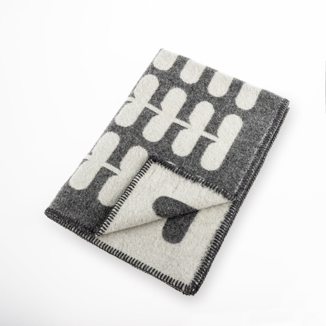 MiaCara Flora Wool Dog Blanket – Luxury 100% Wool Blanket for Dogs Anthracite