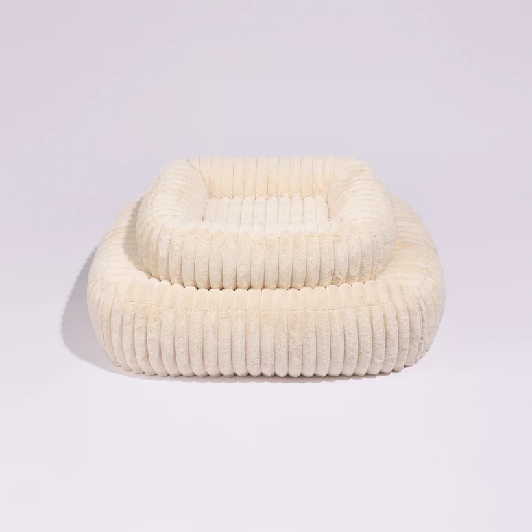 Pillow Villa PEBBLE Dog Bed – Stylish Bed for Modern Homes